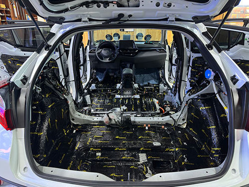 Toyota Yizawa seluruh mobil kasus konstruksi kedap suara