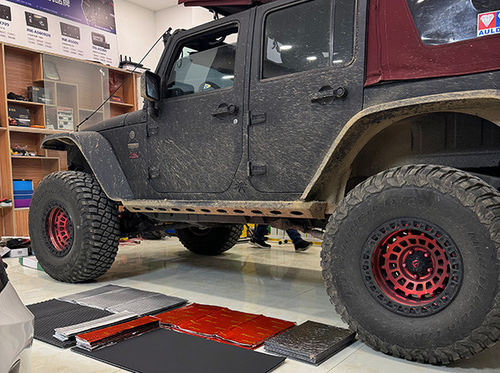 Rubicon Peningkatan isolasi suara di seluruh mobil