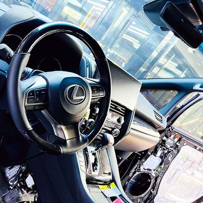 Harga bagus Lexus LM350 mobil mewah Hood Isolasi Pad Damping Dan penyerapan suara on line